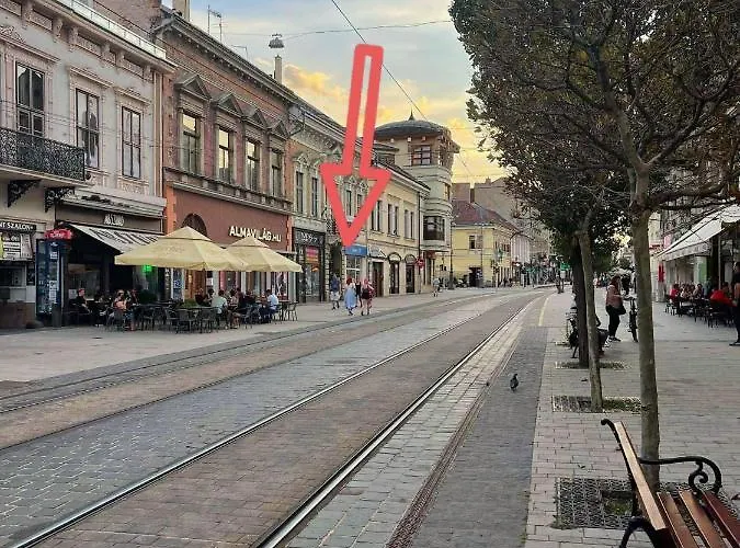 Grand Paradise Lägenhet Miskolc